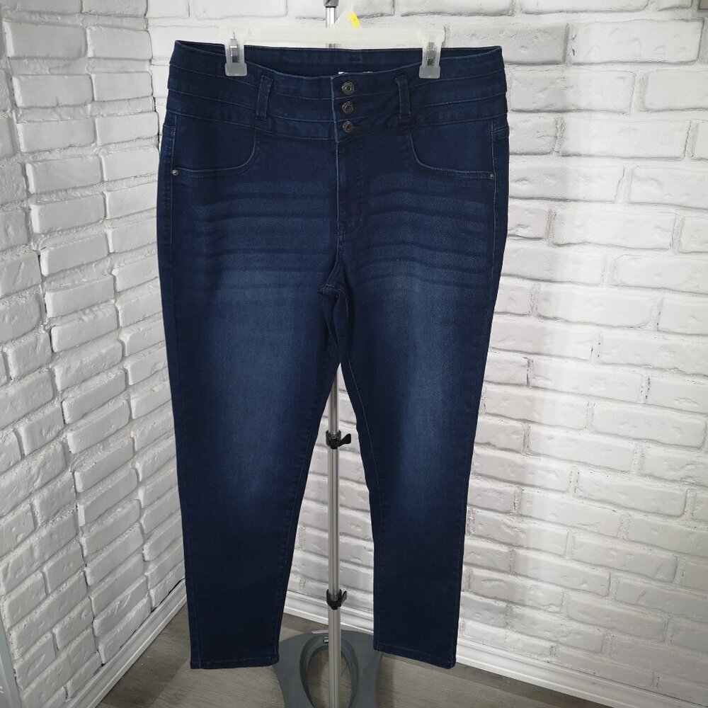 Angels Forever Young Everluxe Shape Ladies Size 16/33 Dark Wash Skinny Jeans